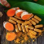 Κουρκουμάς για αρθρώσεις και πόνους στα πόδια